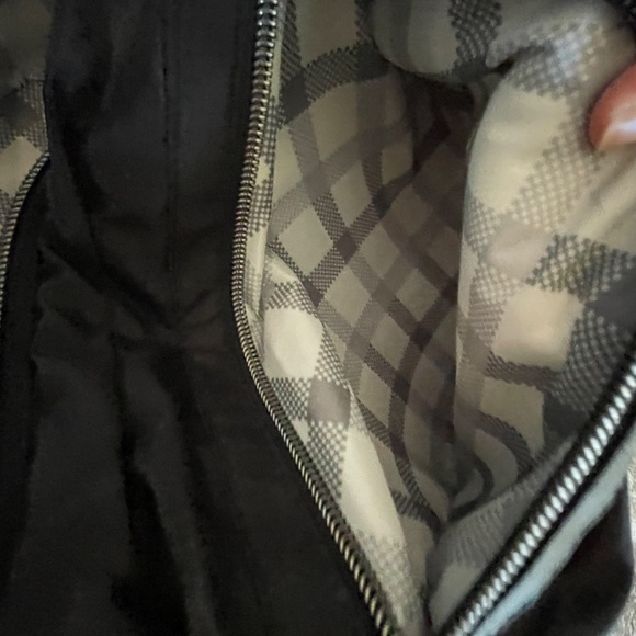 Lug Scuffle Pleated Crossbody Bag Black Adjustable Strap - Picture 5 of 9